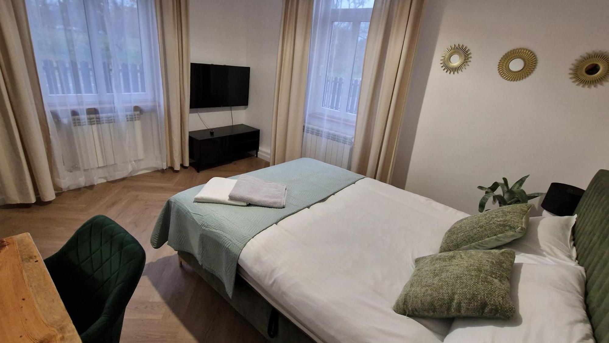 Brama Lwowska Apartamenty - Wiecej Na Www,Bramalwowska,Pl Zamość Exterior foto